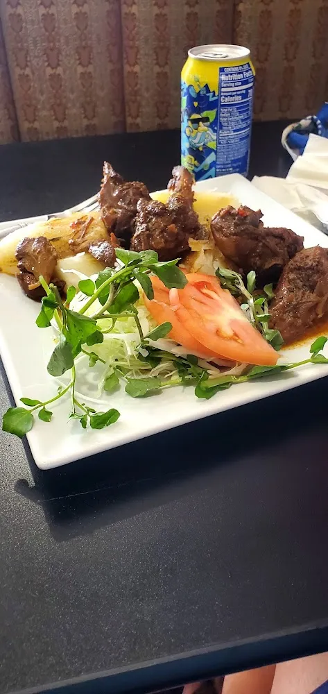 Yuca Con Pollo
